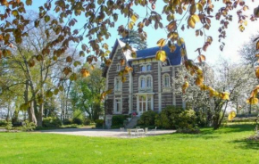 Nice Home In La Chapelle Sur Dun With Wifi